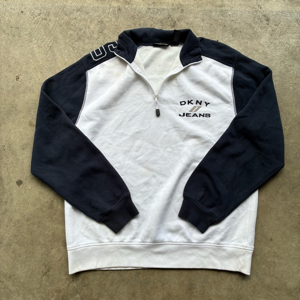 DKNY Men's Black and White Quarter  Zip Fleece